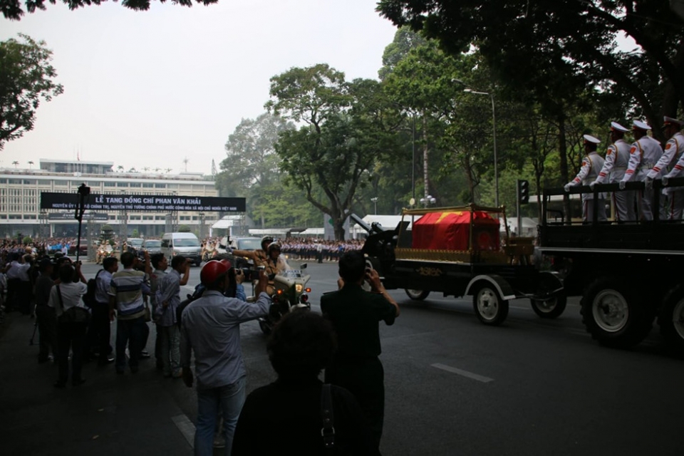 to chuc trong the le tang nguyen thu tuong phan van khai