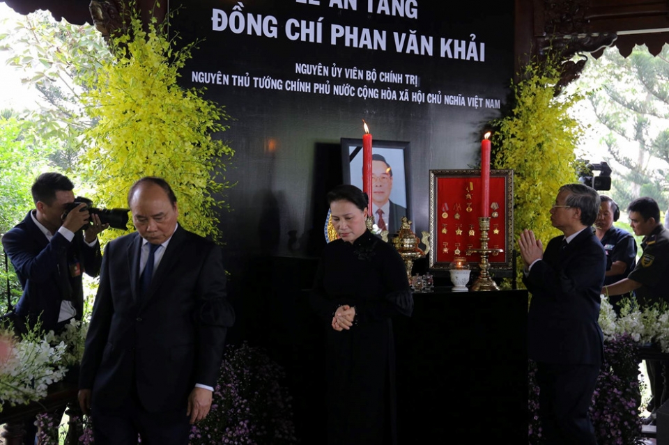 to chuc trong the le tang nguyen thu tuong phan van khai