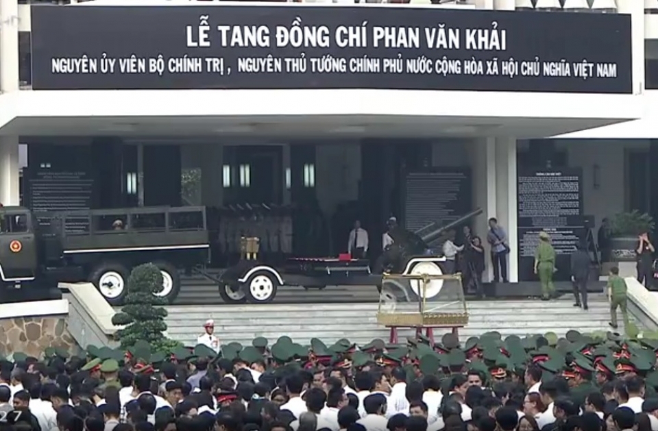 to chuc trong the le tang nguyen thu tuong phan van khai