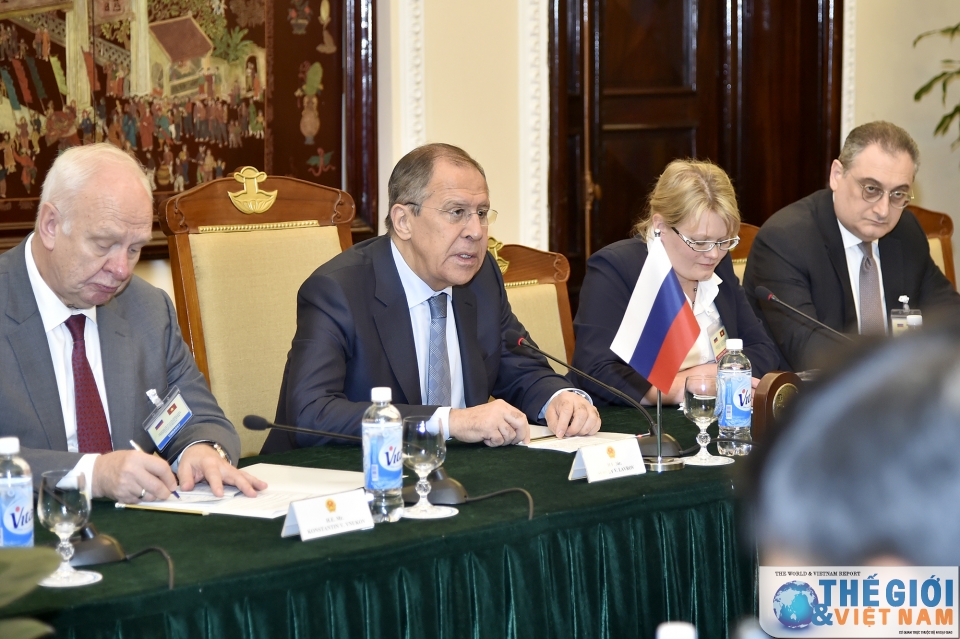 viet nam nga no luc dua kim ngach thuong mai dat 10 ty usd vao nam 2020