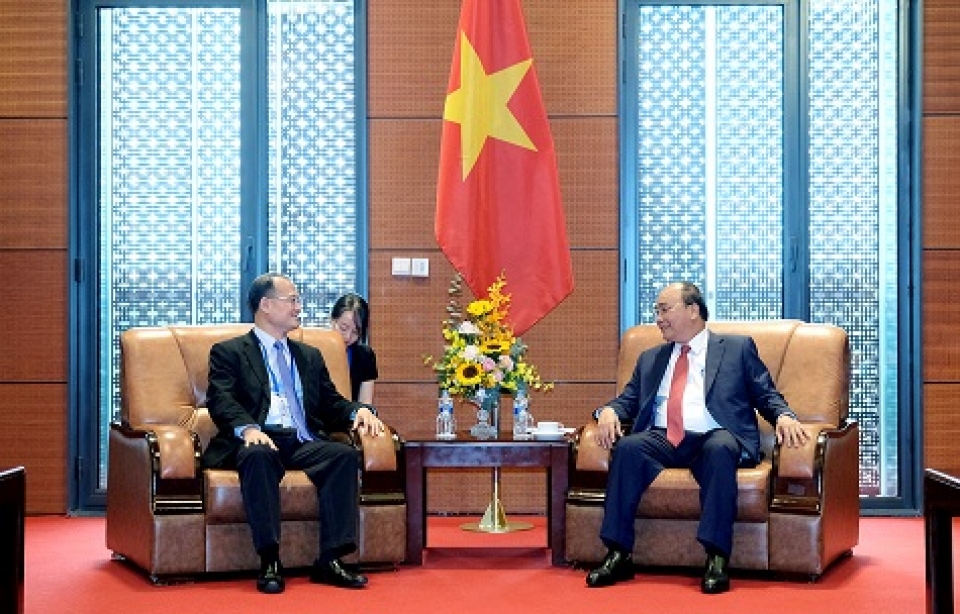 Thủ tướng tiếp Chủ tịch Tập đoàn Sunwah, Hong Kong (Trung Quốc) tin nhap 20180330234736