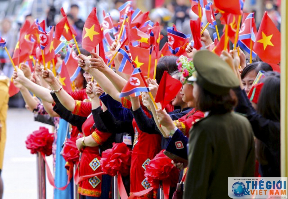 chu tich kim jong un roi ha noi len tau tro ve trieu tien