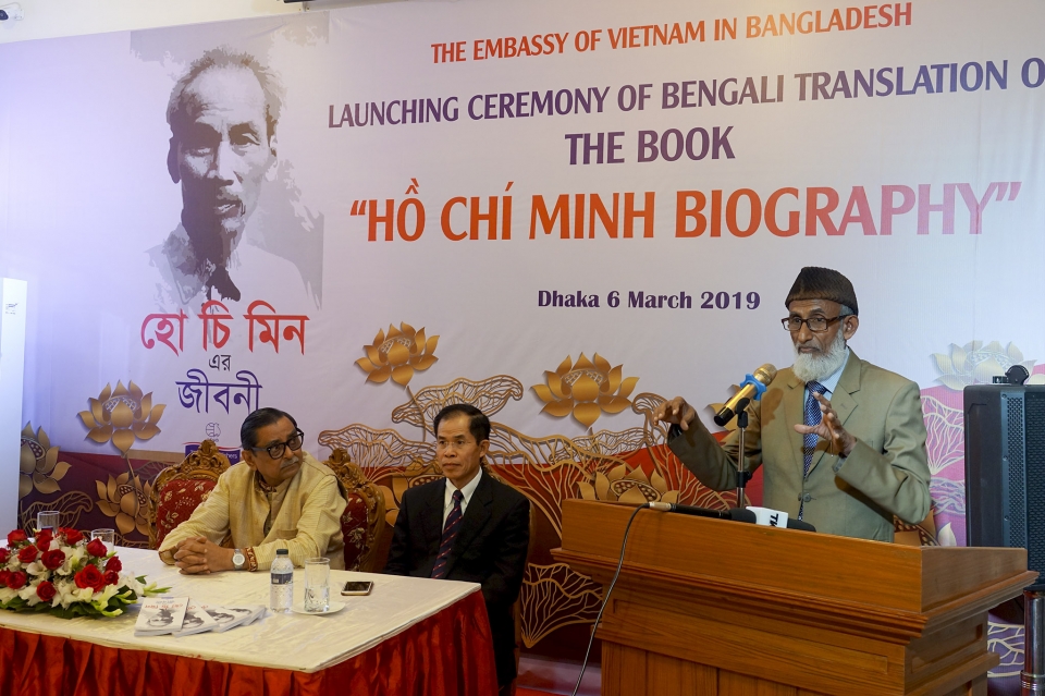 Xuất bản sách “Tiểu sử Hồ Chí Minh” sang tiếng Bengali