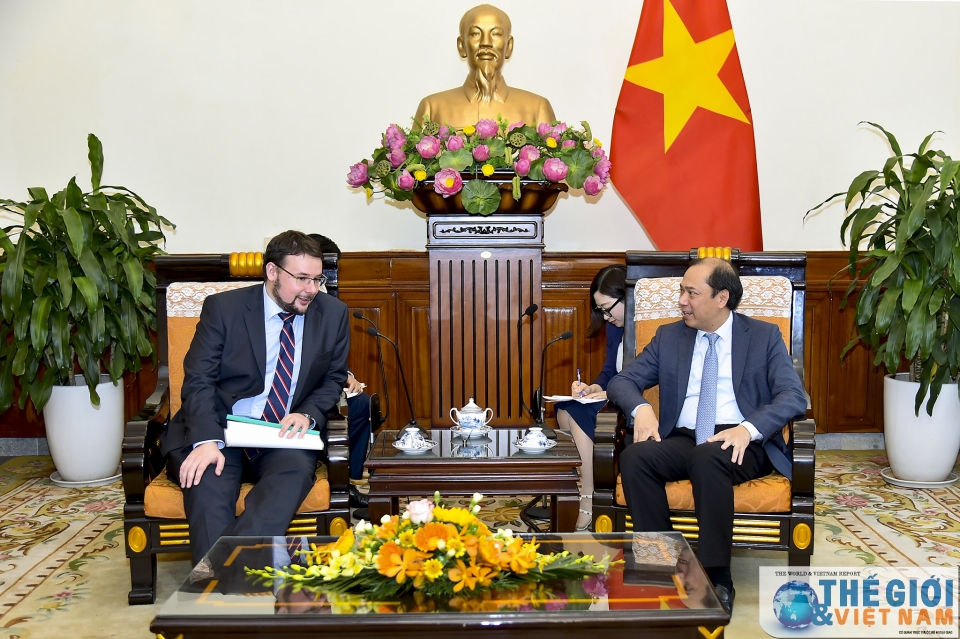 thu truong nguyen quoc dung tiep pho quoc vu khanh hungary berzetei akos