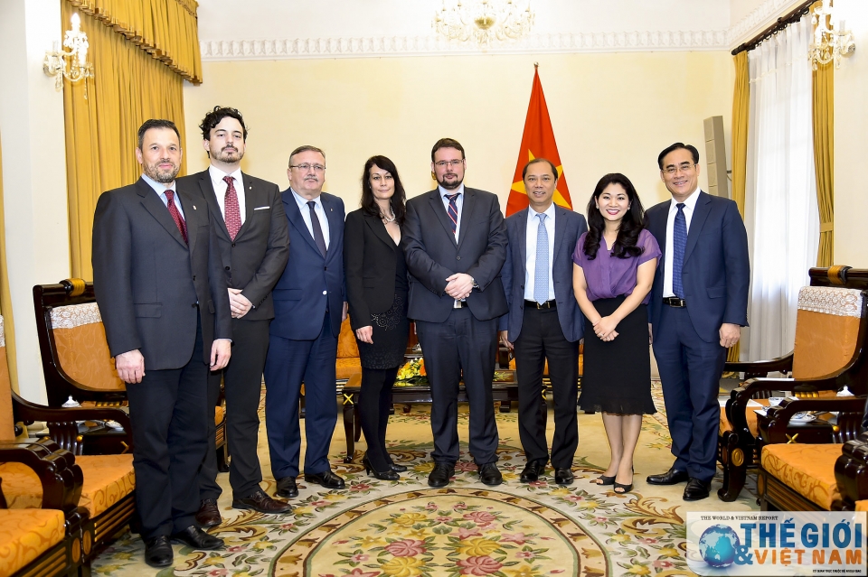 thu truong nguyen quoc dung tiep pho quoc vu khanh hungary berzetei akos