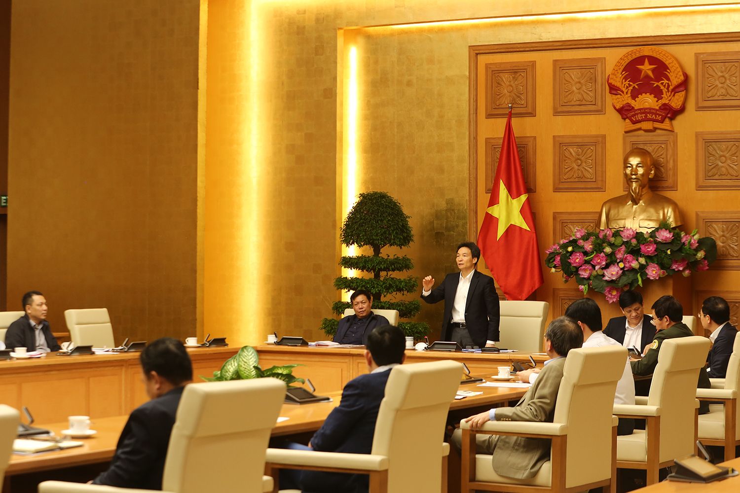 quan doi da san sang cho bien phap tot nhat kiem che su lan rong cua dich covid 19