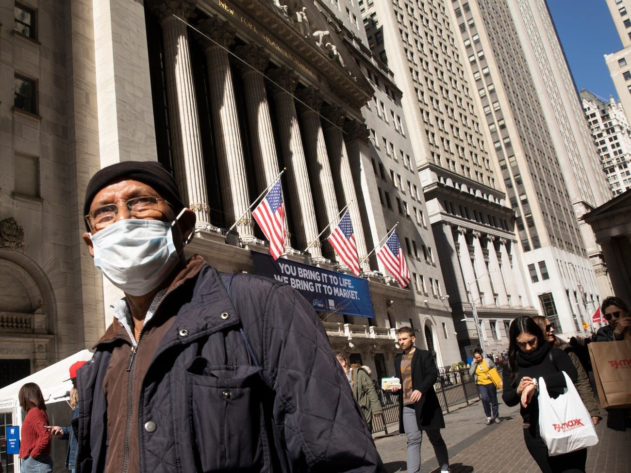 Đại dịch Covid-19: Hơn 25 triệu người trên thế giới có nguy cơ mất việc Đại dịch Covid-19: Hơn 25 triệu người trên thế giới có nguy cơ mất việc