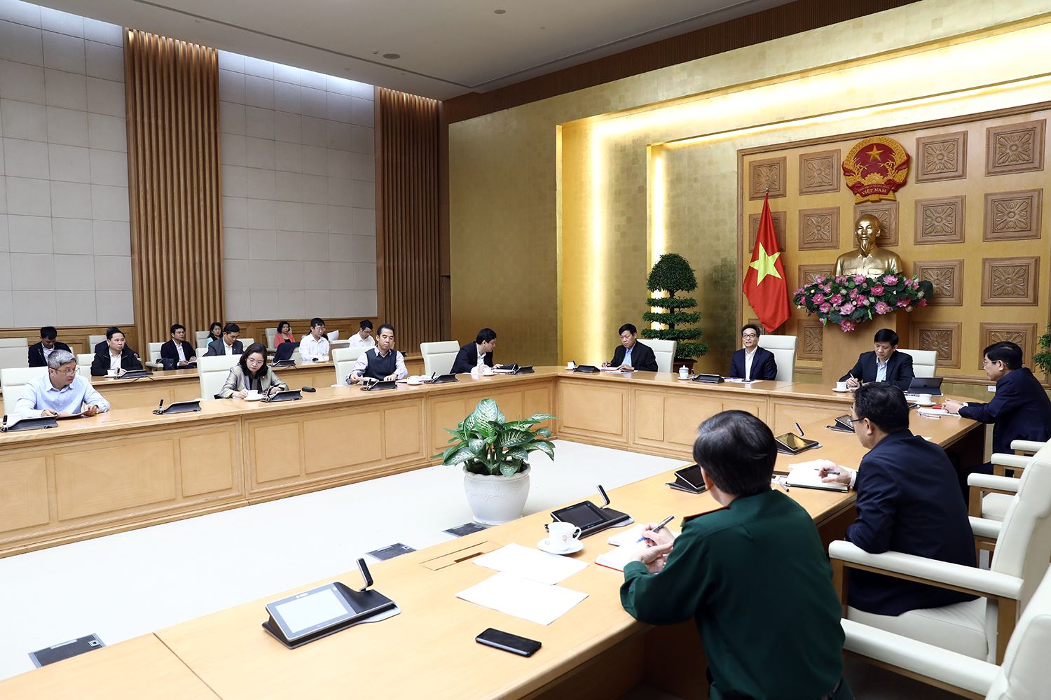 Đại dịch Covid-19 giai đoạn 2 đòi hỏi phải có sự thay đổi trong chiến lược ngăn chặn Đại dịch Covid-19 giai đoạn 2 đòi hỏi phải có sự thay đổi trong chiến lược ngăn chặn