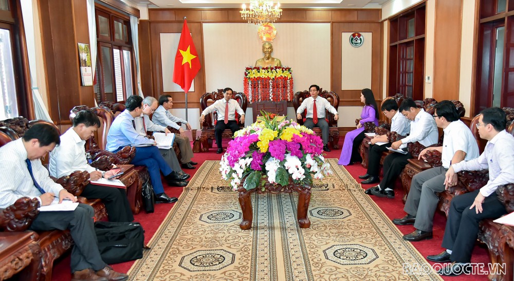 Thứ trưởng thường trực Bộ Ngoại giao Bùi Thanh Sơn thăm, làm việc tại tỉnh Đắk Nông