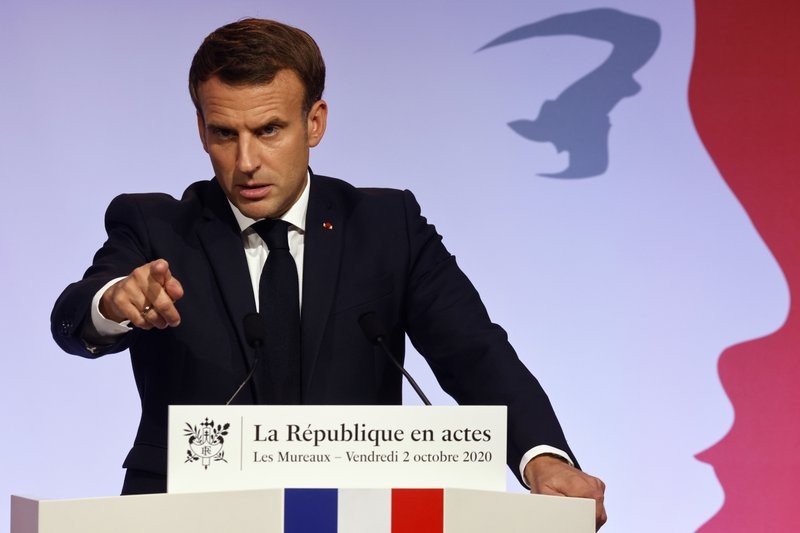 Thay đổi thái độ, Tổng thống Pháp nói phương Tây 'ngây thơ', muốn vạch lằn ranh đỏ với Nga
