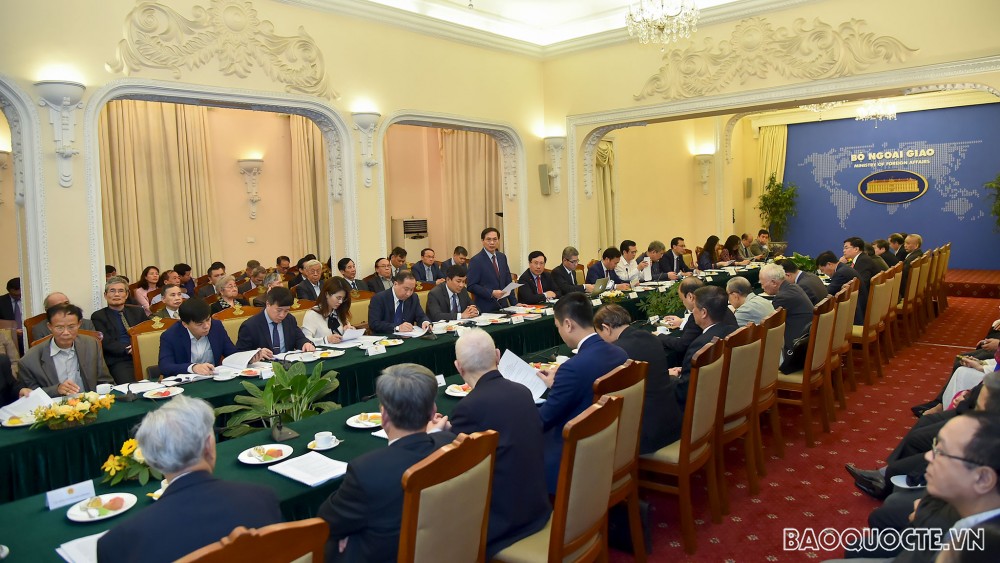 Xây dựng đội ngũ cán bộ công tác đảng ngoài nước ngày càng vững mạnh Gặp mặt truyền thống ‘60 năm - Một chặng đường vẻ vang công tác đảng ngoài nước’