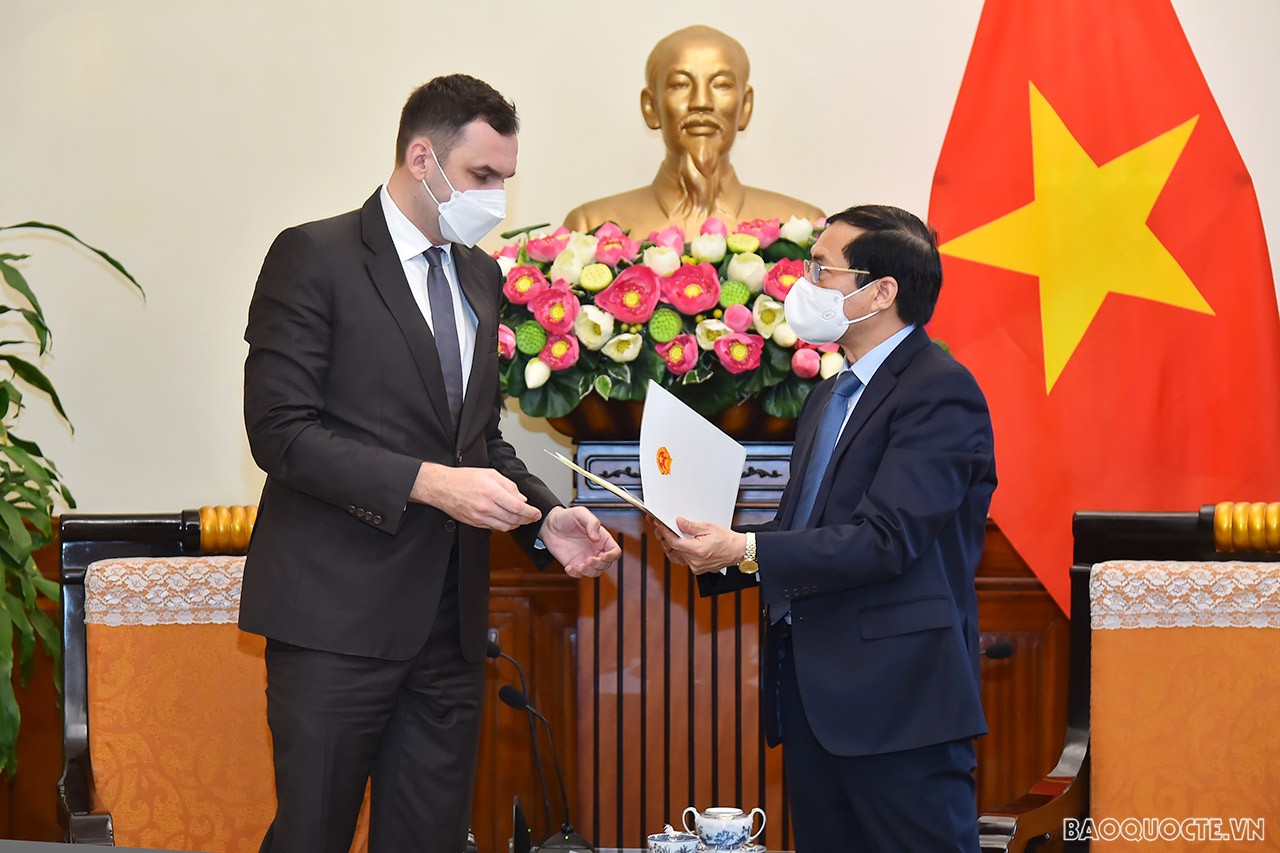 Cập nhật. Nỗ lực không ngừng nghỉ trong bảo hộ công dân Việt Nam ở Ukraine