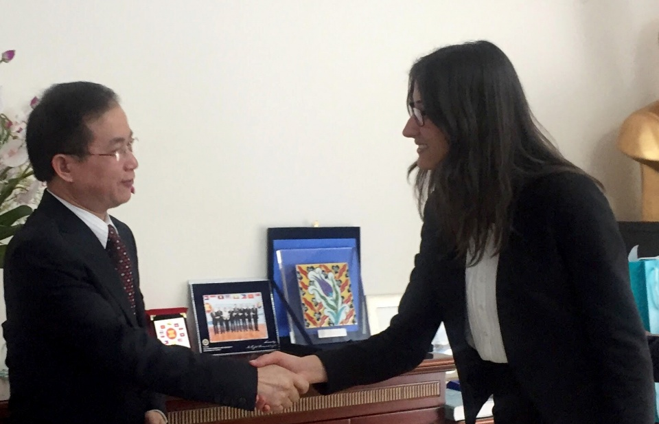 doanh nghiep tho nhi ky sang tim hieu thi truong viet nam