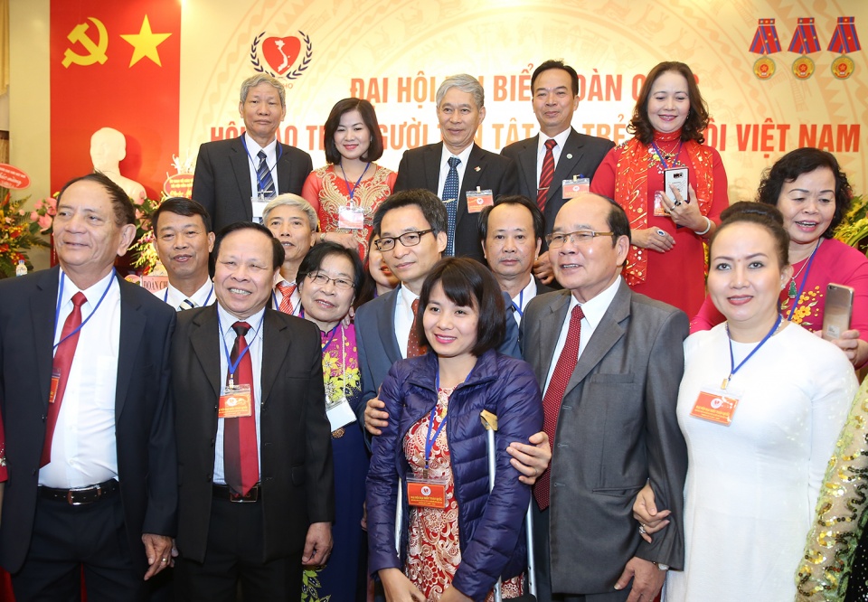 phat huy truyen thong tuong than tuong ai