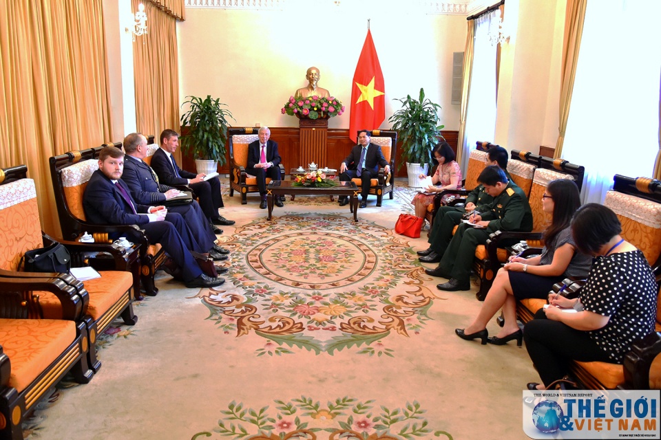 viet nam anh tang cuong hop tac trong linh vuc quoc phong