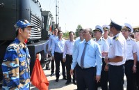 Thủ tướng kiểm tra công tác sẵn sàng chiến đấu tại Lữ đoàn Tên lửa bờ 681