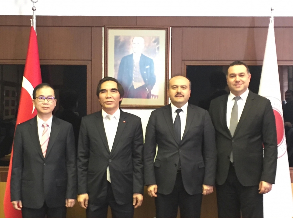 tim hieu kinh nghiem xay dung khu cong nghiep tap trung cua tho nhi ky