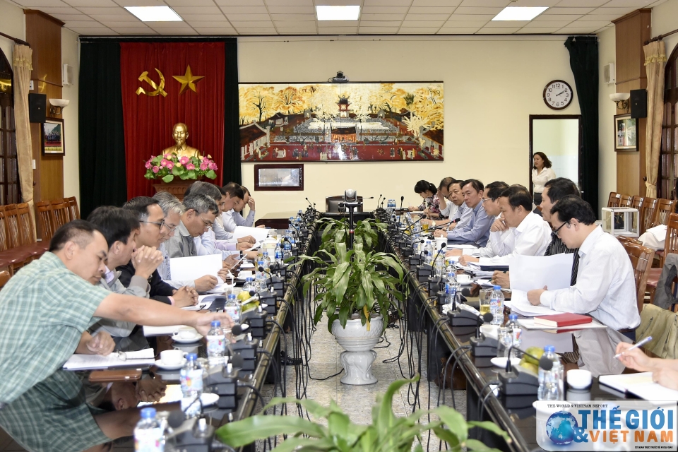 hoi nghi ban chap hanh dang bo bo ngoai giao lan thu 12