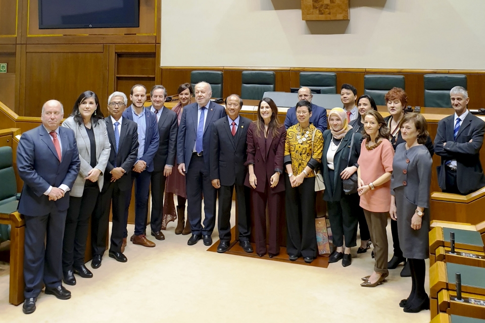 thuc day hop tac kinh te thuong mai va dau tu viet nam tay ban nha