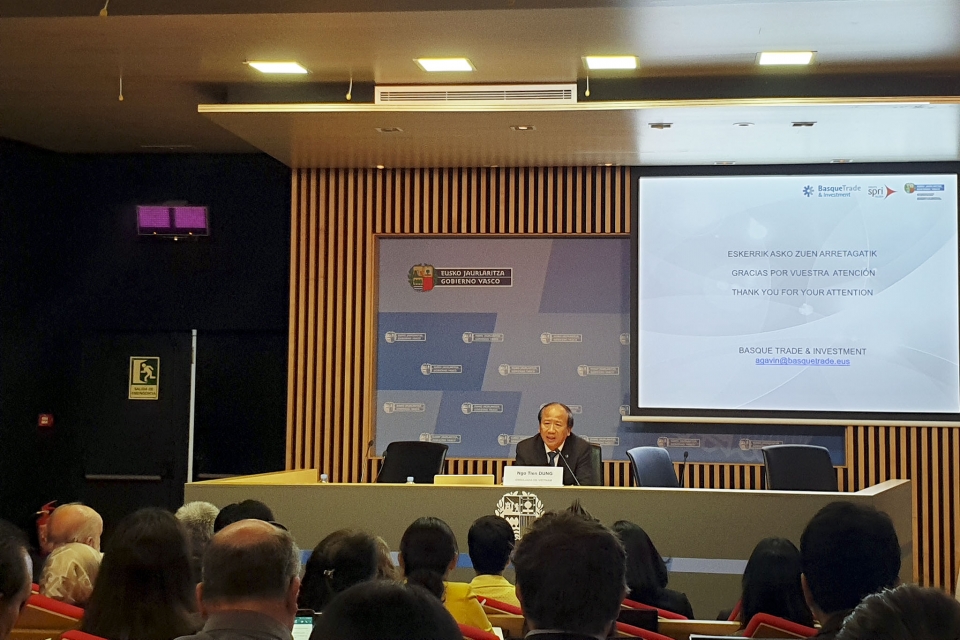 thuc day hop tac kinh te thuong mai va dau tu viet nam tay ban nha