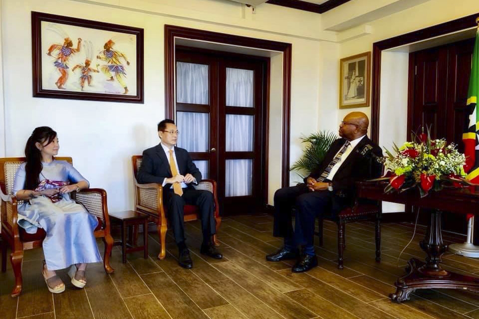 Đại sứ Nguyễn Trung Thành trình Thư Ủy nhiệm tại Liên bang Saint Kitts và Nevis