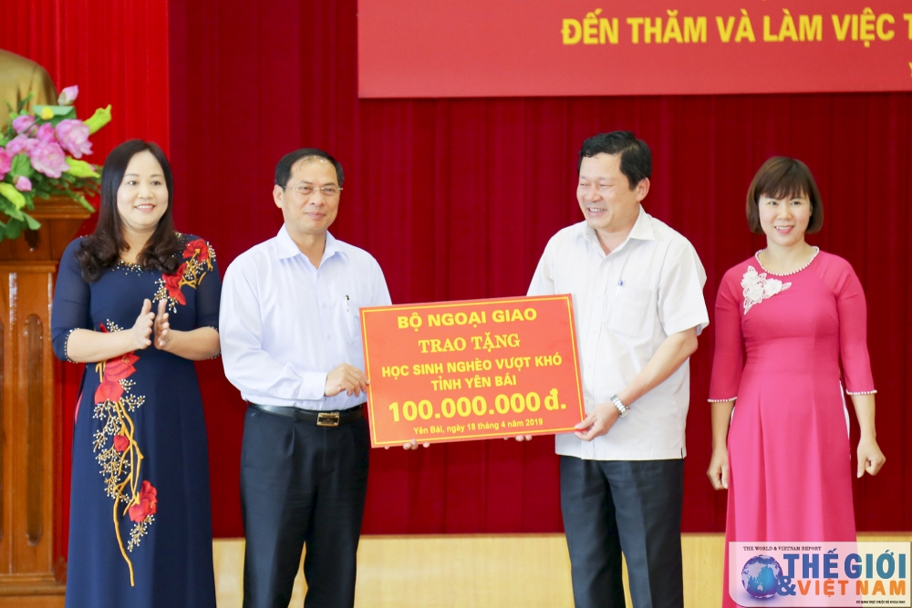 bo ngoai giao dong hanh cung yen bai trong cong tac doi ngoai