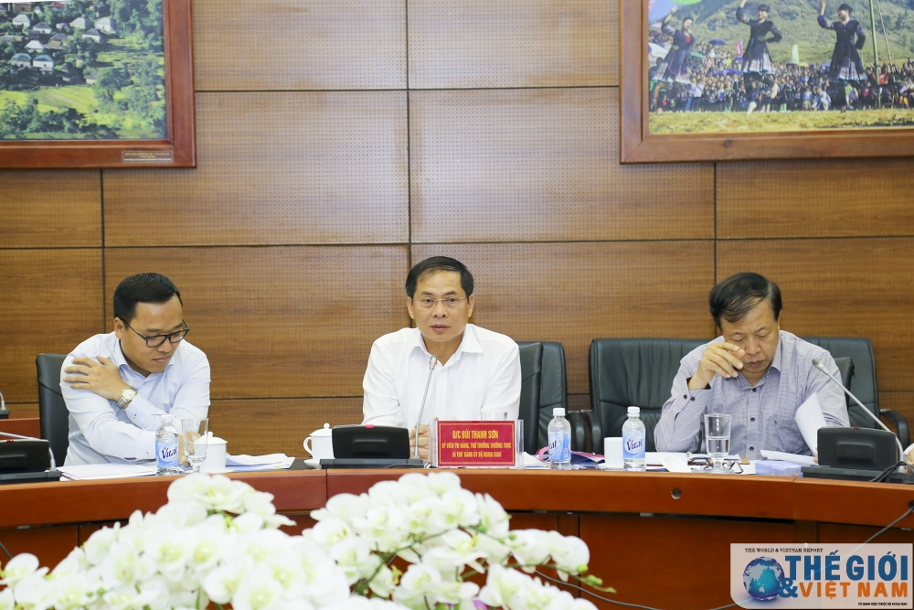 lao cai diem sang trong hoat dong doi ngoai vung bien