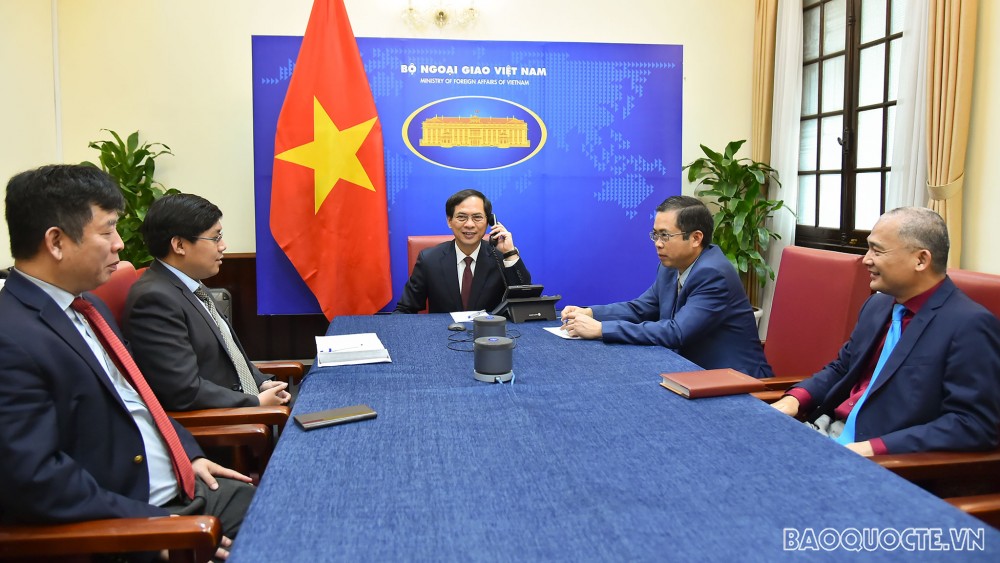 Bộ trưởng Ngoại giao Việt Nam-Ấn Độ: Hai nước phấn đấu đạt mục tiêu kim ngạch thương mại 15 tỷ USD