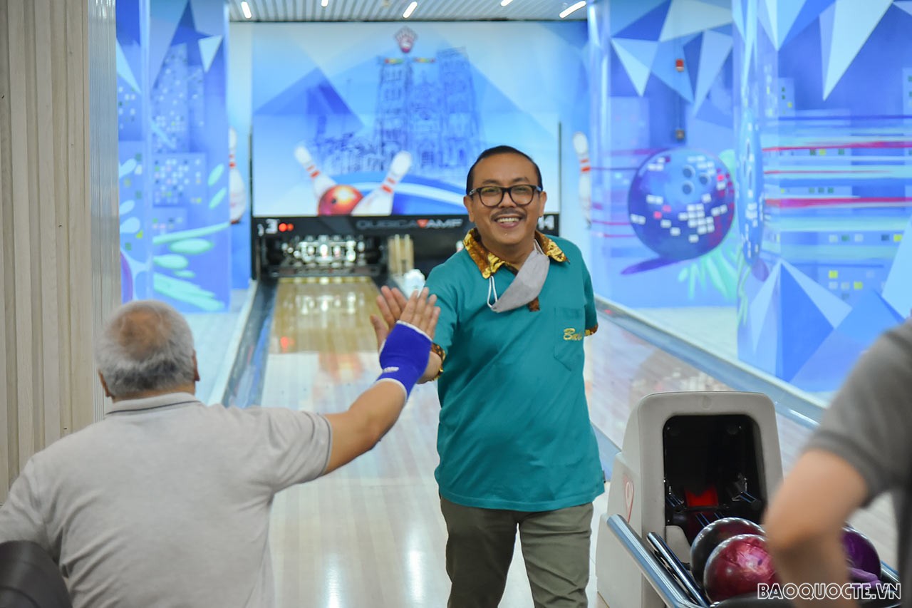 Giao lưu thể thao ASEAN chào mừng Ngày quốc tế Lao động 1/5