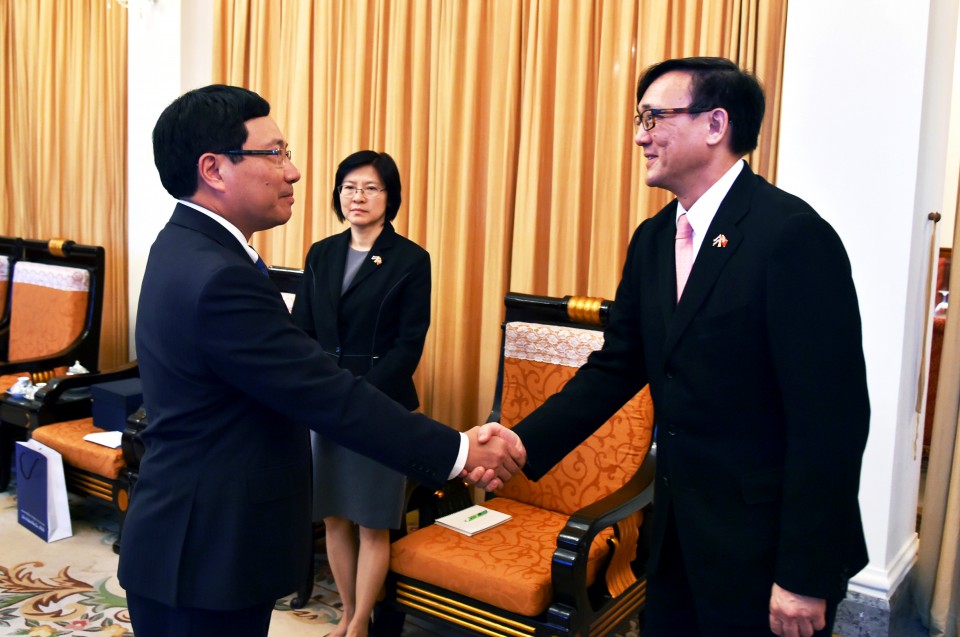 pho thu tuong pham binh minh tiep dai su cac nuoc thai lan va philippines