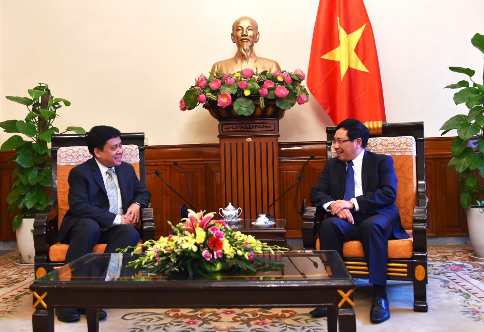 pho thu tuong pham binh minh tiep dai su cac nuoc thai lan va philippines