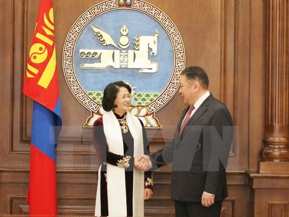 tang cuong hop tac truyen thong viet nam mong co