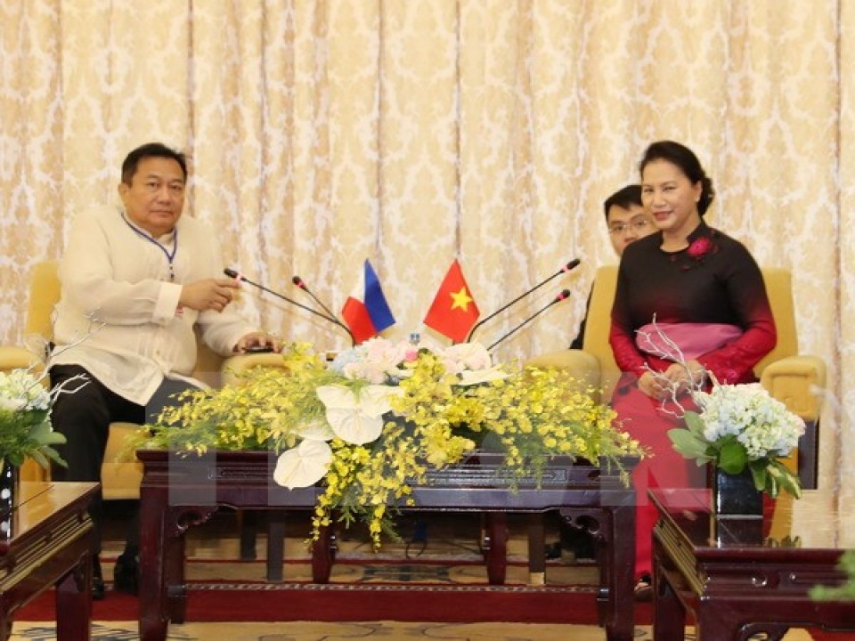 Việt Nam mong tăng hợp tác đầu tư, thương mại với Philippines tin nhap 20170512001521