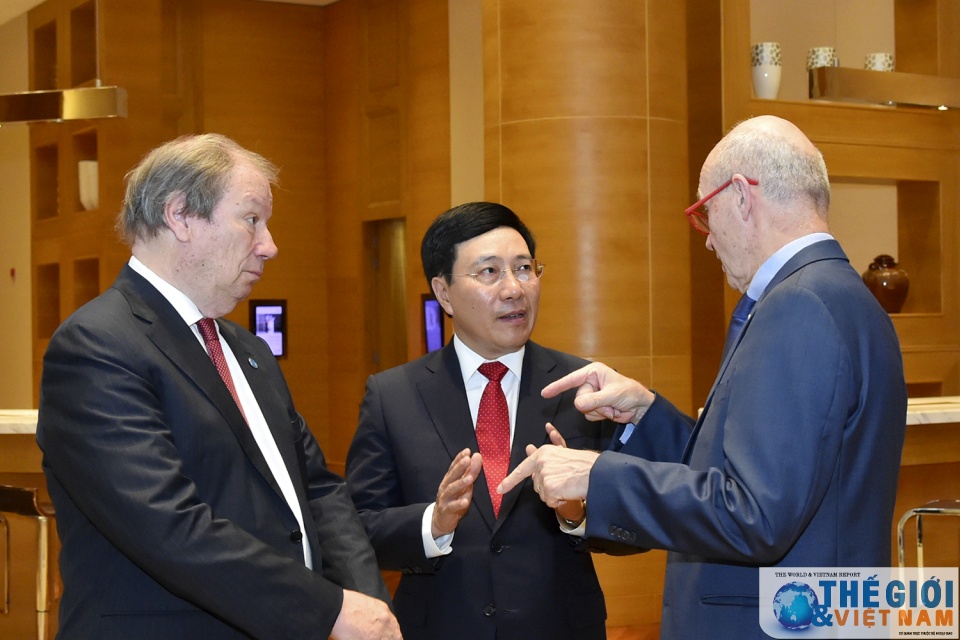 Kết thúc ngày làm việc thứ bảy trong khuôn khổ SOM 2 ket thuc ngay lam viec thu bay trong khuon kho som 2