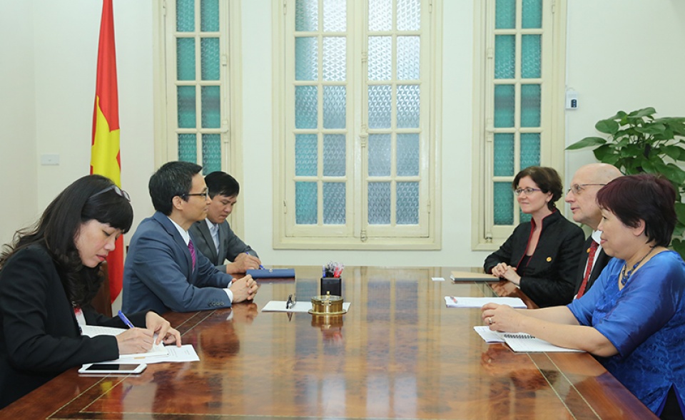 Phó Thủ tướng Vũ Đức Đam tiếp lãnh đạo UNAIDS tin nhap 20170515232012
