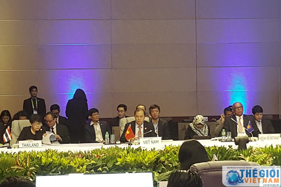 ASEAN+3 và EAS kiểm điểm tình hình và bàn định hướng hợp tác tin nhap 20170523205405