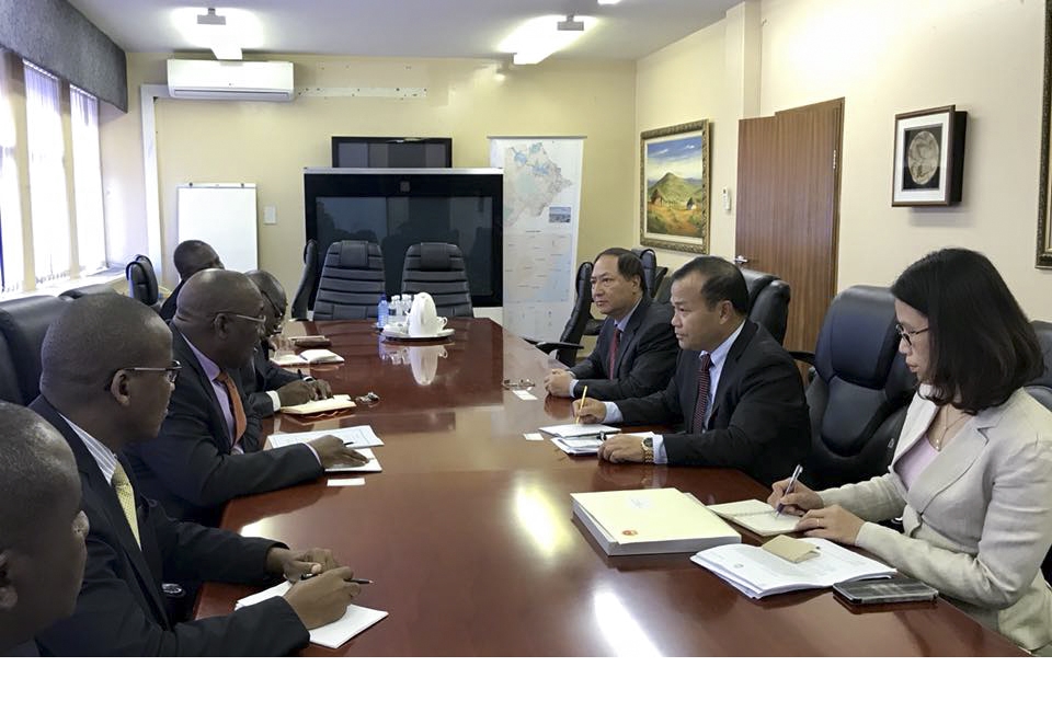 Thúc đẩy hợp tác kinh tế thương mại Việt Nam - Botswana tin nhap 20180523222231