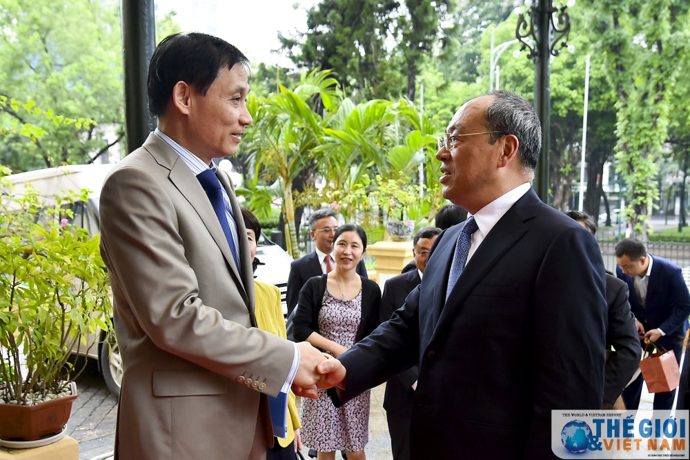 Thứ trưởng Ngoại giao Lê Hoài Trung tiếp Tỉnh trưởng Vân Nam Nguyễn Thành Phát thu truong ngoai giao le hoai trung tiep tinh truong van nam nguyen thanh phat