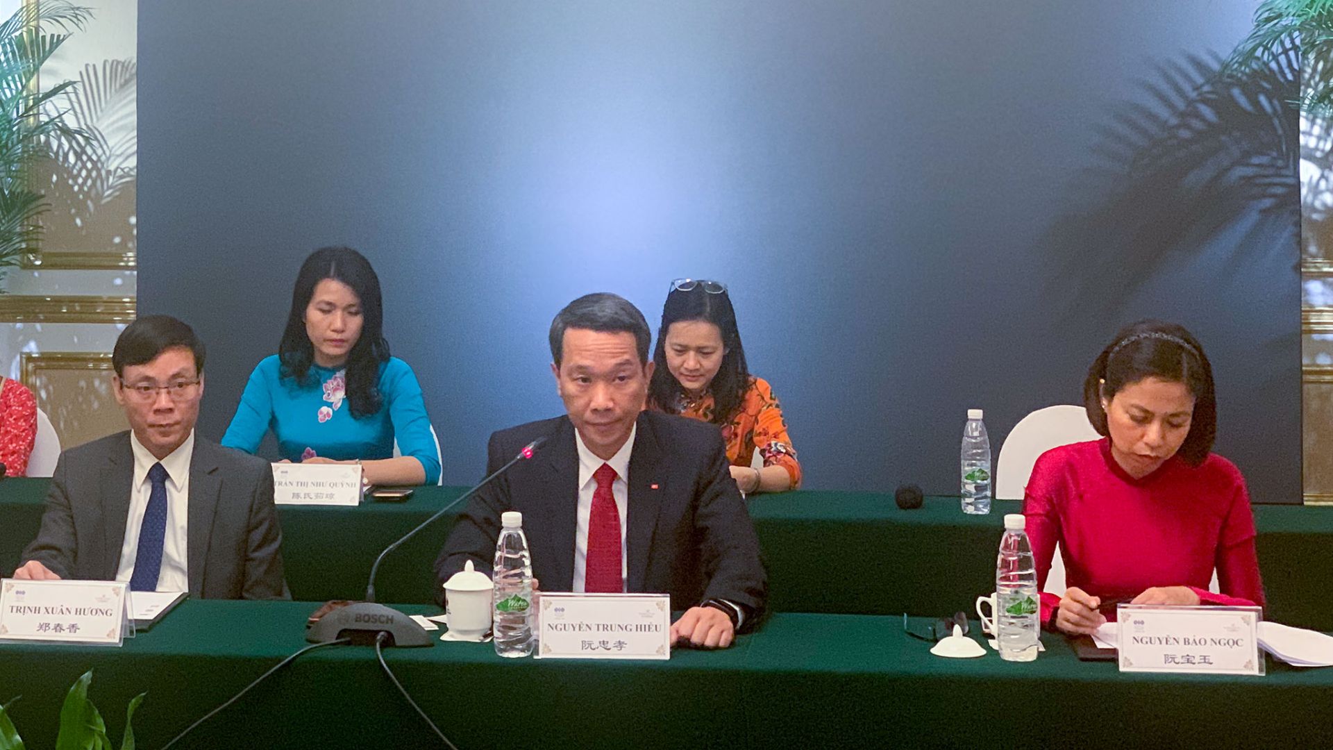 ky niem 130 nam ngay sinh chu tich ho chi minh tai con minh trung quoc