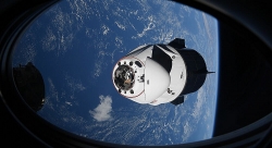 Tàu SpaceX đưa 4 phi hành gia trên ISS trở về Trái Đất