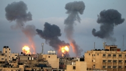 Giao tranh Israel-Palestine: Ít nhất 132 người thiệt mạng, đe dọa làm bùng nổ chiến tranh, Ai Cập điều xe cứu thương đến Gaza
