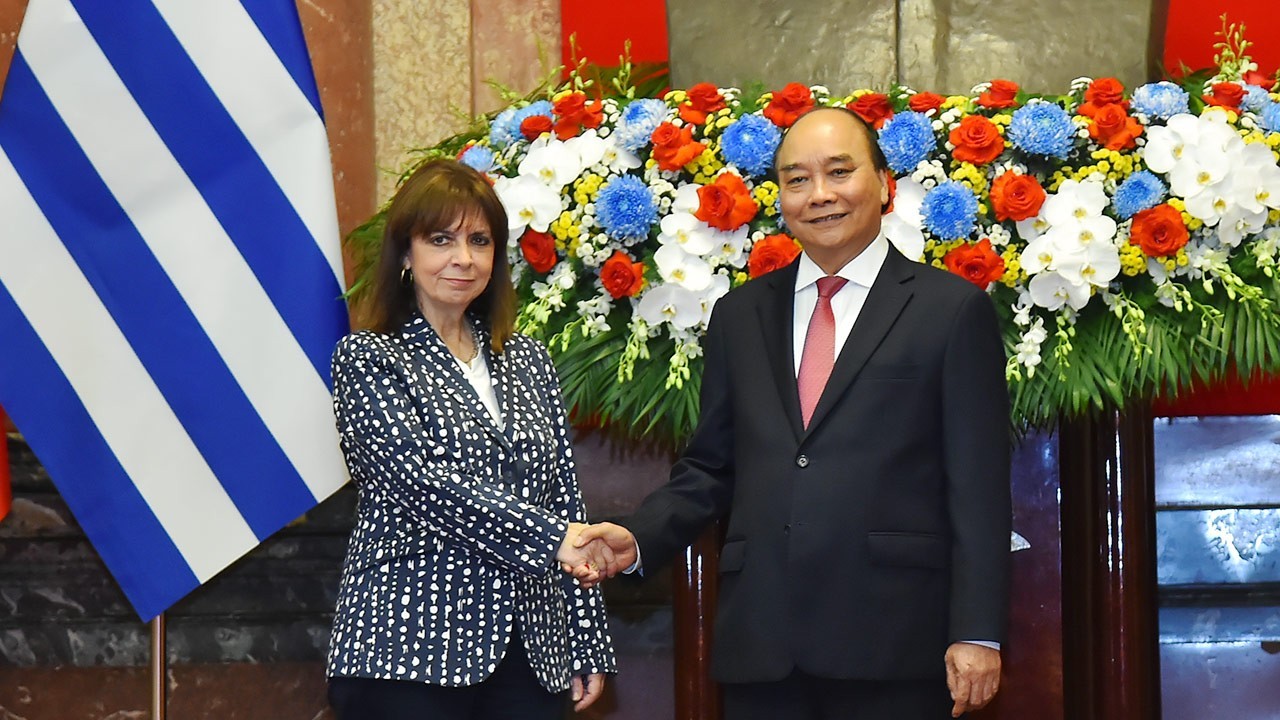 Tổng thống Hy Lạp ủng hộ Việt Nam tăng cường hơn nữa quan hệ đối tác và hợp tác toàn diện với EU