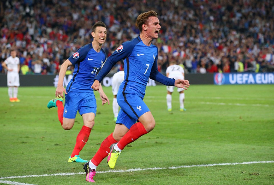 tuyen phap vat va vuot ai albania