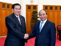 thai lan cam ket to chuc trung cau dan y ve hien phap moi