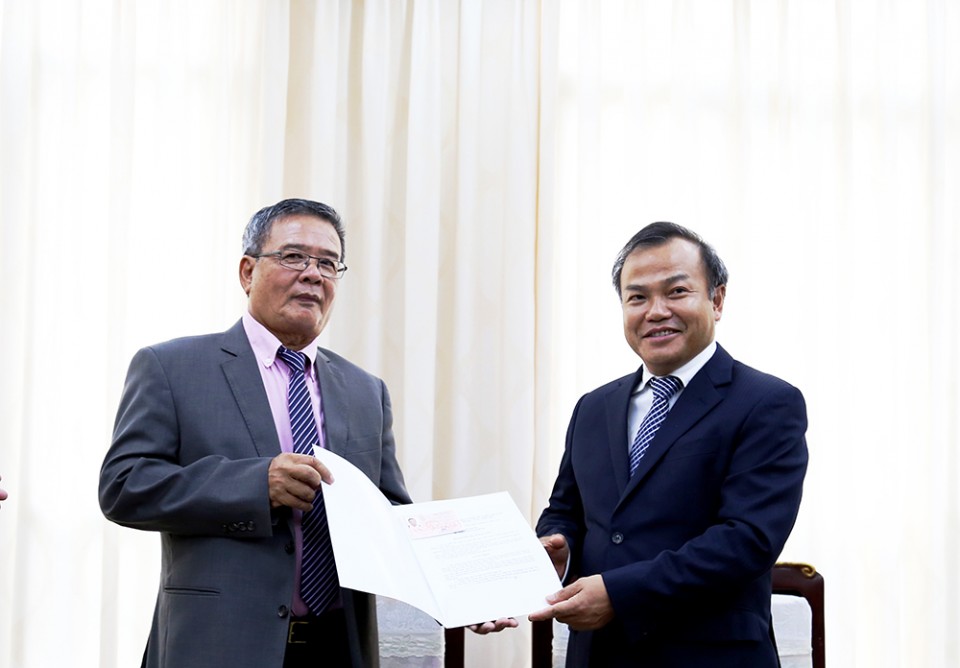 Người Pháp gốc Việt được bổ nhiệm làm Lãnh sự danh dự Việt Nam nguoi phap goc viet duoc bo nhiem lam lanh su danh du viet nam