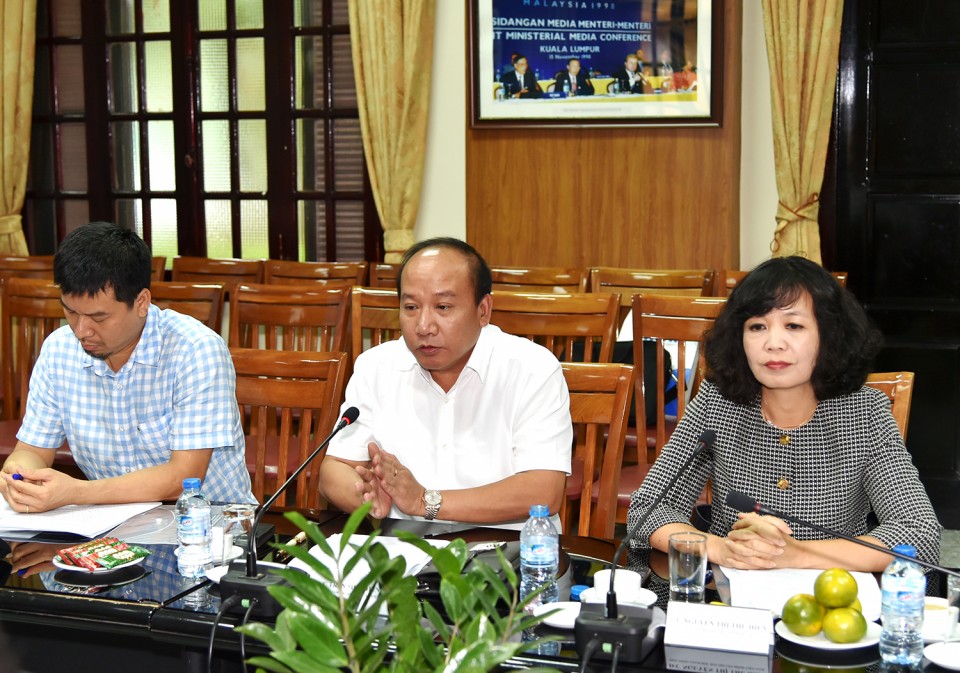 Trưởng cơ quan đại diện gặp mặt với lãnh đạo các cơ quan truyền thông truong co quan dai dien gap mat voi lanh dao cac co quan truyen thong