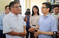 dua cong tac dan so den gan hon voi nguoi dan