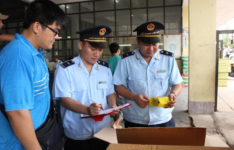 ra soat bat cap ve thu tuc xuat nhap khau