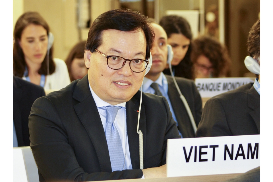 khai mac khoa hop thuong ky lan thu 38 cua hoi dong nhan quyen lien hop quoc