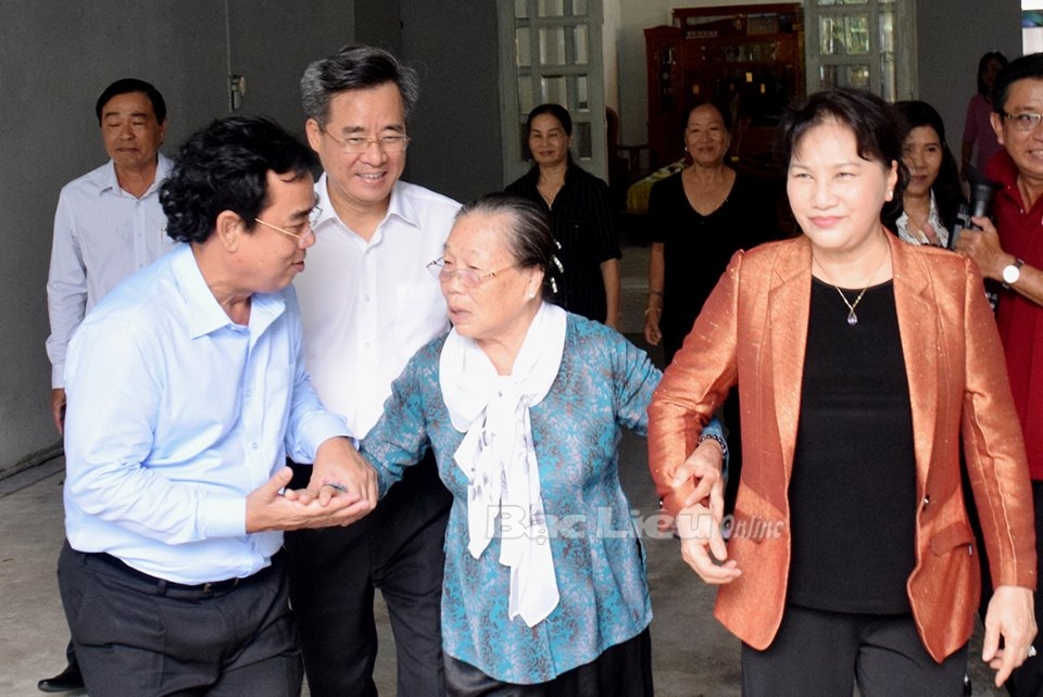 chu tich quoc hoi tham va lam viec tai tinh bac lieu